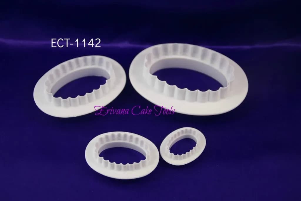 ECT 1142 2-Sided Oblong Plain & Frill Cutter Set image 1