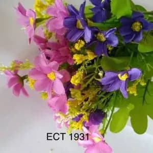 ECT 1931 Pink and Purple daisy flower bunch