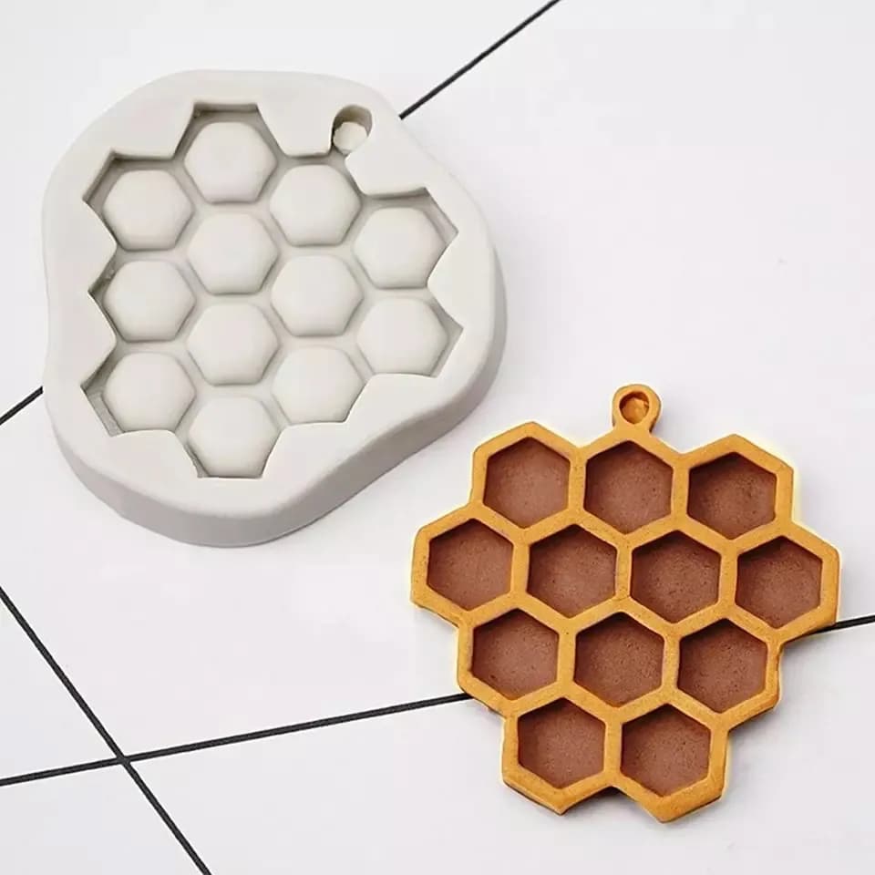 ECT 2032 Honeycomb mold image 1