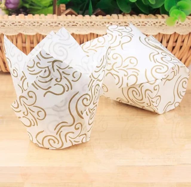 ECT 2301 White Tulip scroll design liners 50pcs