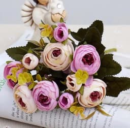"ECt 2709 Light purple ranunculus flower" thumbnail 1